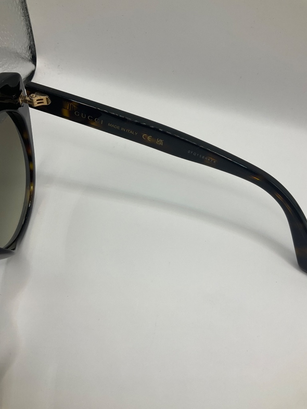 Gucci GG0325S - 002 Havana | Sunglasses Woman - Picture 6 of 7
